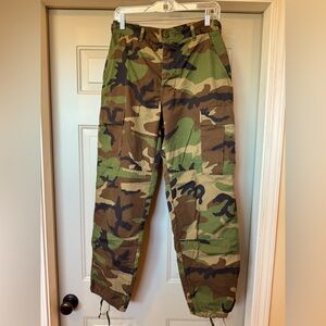 Military Woodland Camouflage Pants – Small Regular